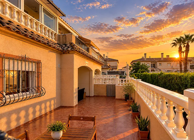 Torreblanca! Espetacular Bungalow con gigantesca terraza en urbanización exclusiva con piscina comunitaria + Parking comunitario