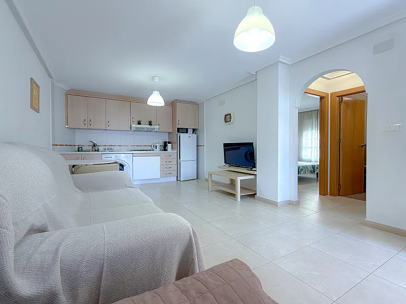 Playa de los locos! Estupendo apartamento seminuevo (2010) completamente exterior a solo 250 metros del mar