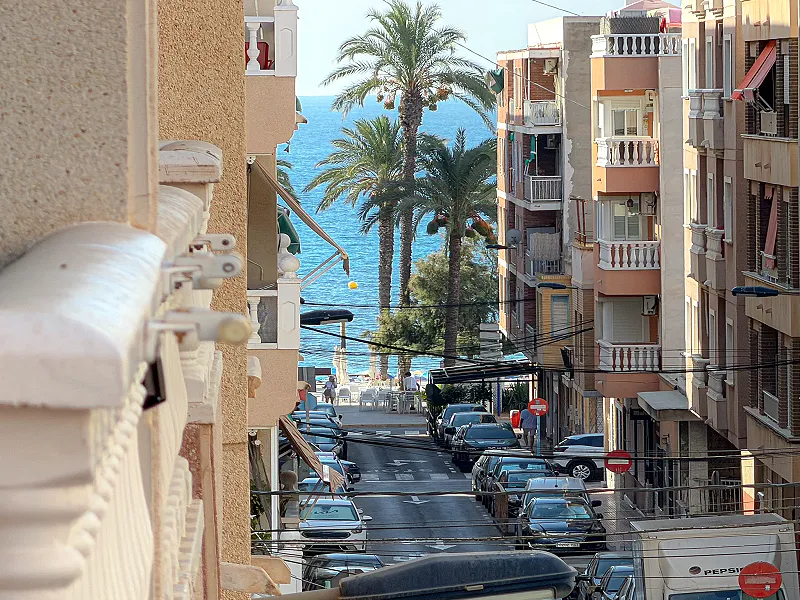 Playa del Cura! Amplio apartamento con excelente distribución de espacios + Gran terraza con vistas laterales al mar (350 mts playa)
