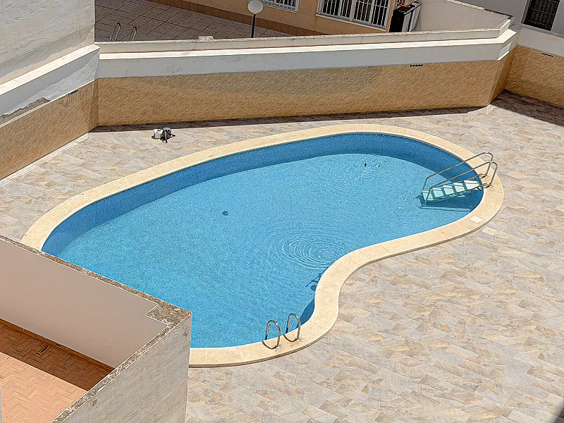 Playa de los locos! Magnifico apartamento con excelente distribución de espacios + Amplia terraza (suroeste) + Piscina comunitaria (150 mts playa)