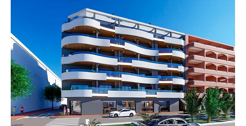 Moderní novostavba jen pár kroků od moře v centru Torrevieja!